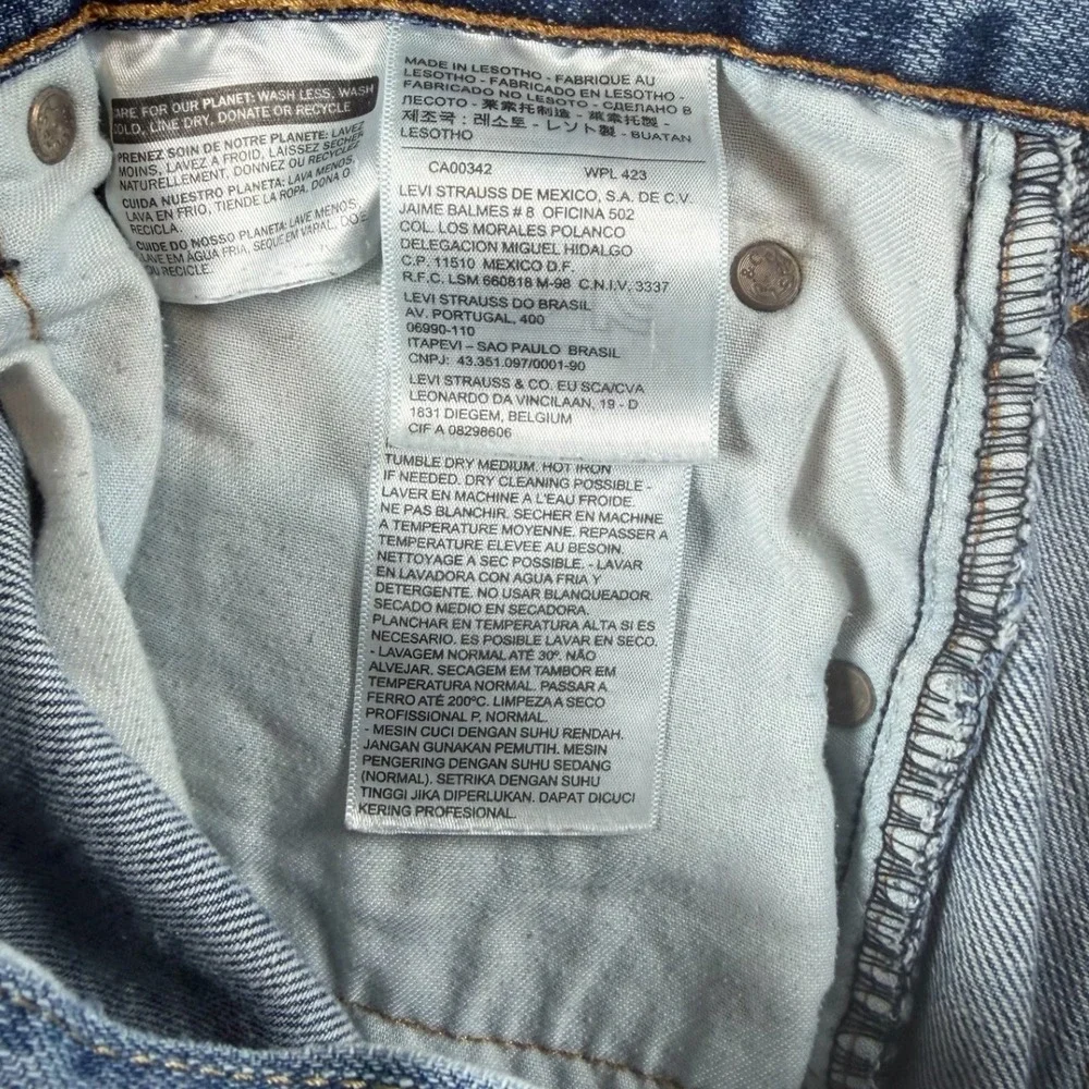 Levi's 505 Men's Denim Shorts W33 Medium Wash Distressed 10